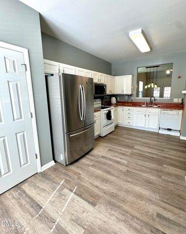 1 Signet Drive, Durham, NC 27704