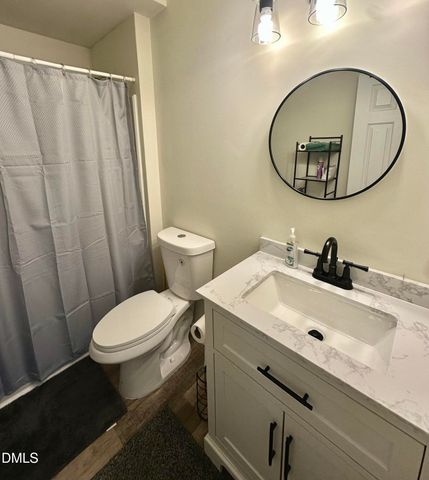 1 Signet Drive, Durham, NC 27704