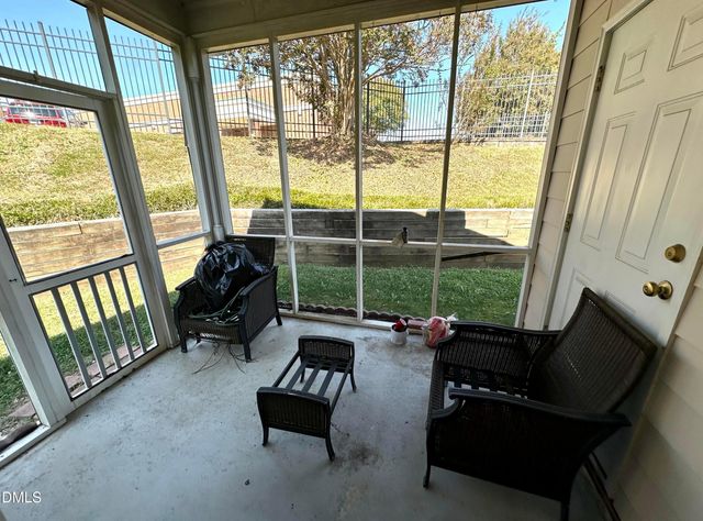 1 Signet Drive, Durham, NC 27704