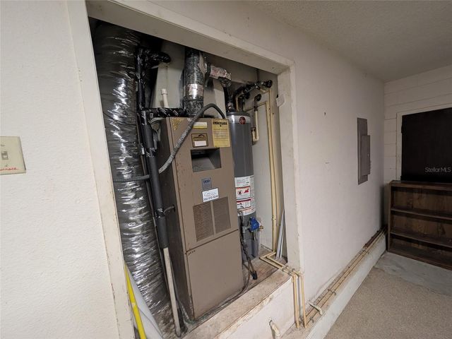 1720 SE 56TH COURT, Ocala, FL 34480