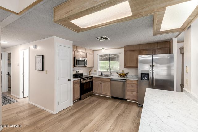 288 W ORO VIEJO Drive, Queen Valley, AZ 85118