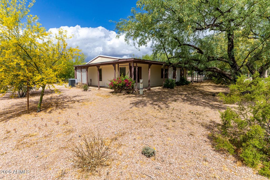288 W ORO VIEJO Drive, Queen Valley, AZ 85118