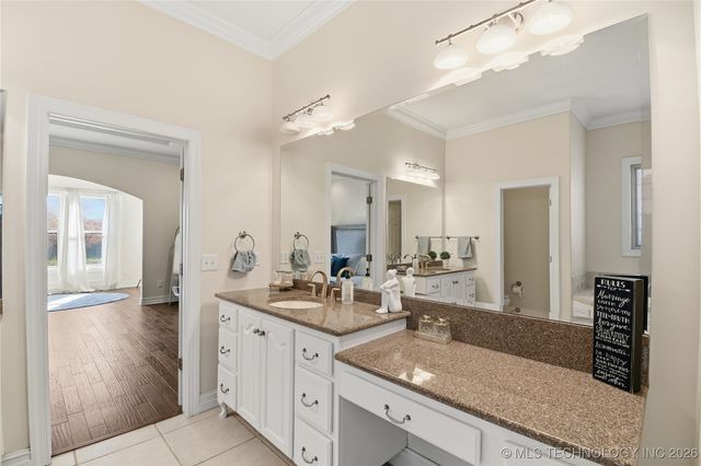 4912 E 104th Place, Tulsa, OK 74137