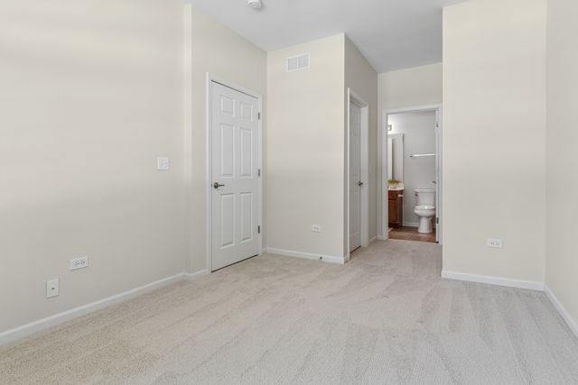 2703 Northmoor Drive, Naperville, IL 60564