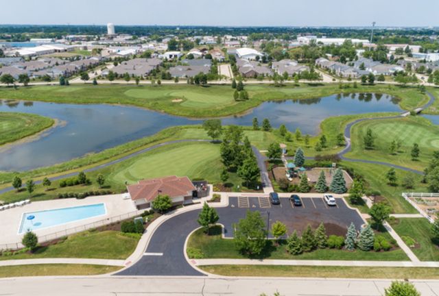 2703 Northmoor Drive, Naperville, IL 60564
