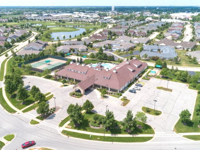 2703 Northmoor Drive, Naperville, IL 60564