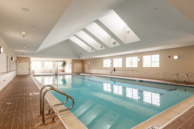 2703 Northmoor Drive, Naperville, IL 60564