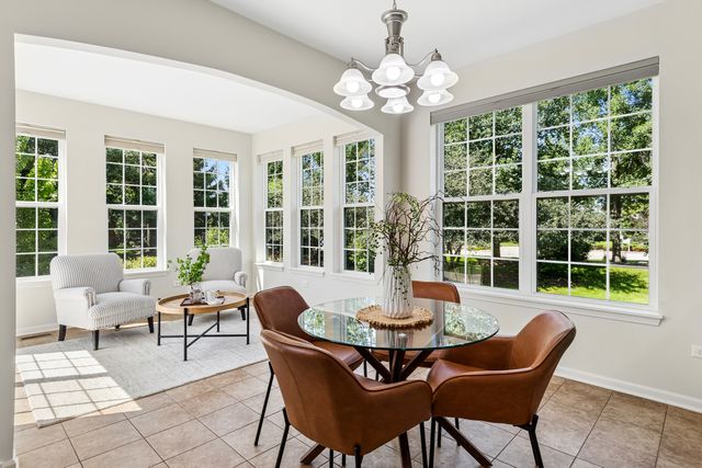 2703 Northmoor Drive, Naperville, IL 60564