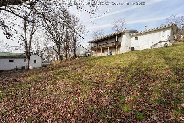 104 Costello Street, Charleston, WV 25302