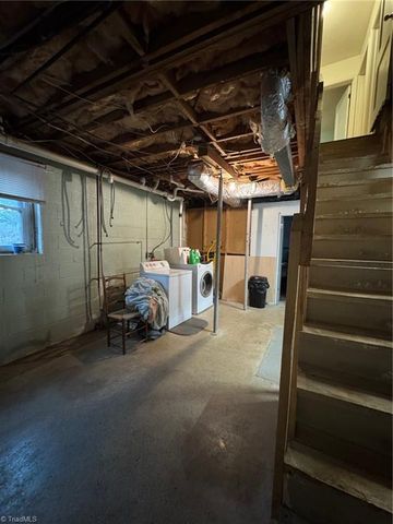 713 Roach Street, Mayodan, NC 27027