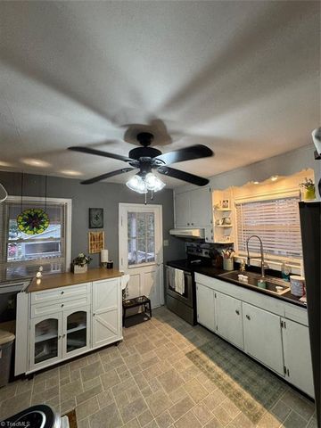 713 Roach Street, Mayodan, NC 27027