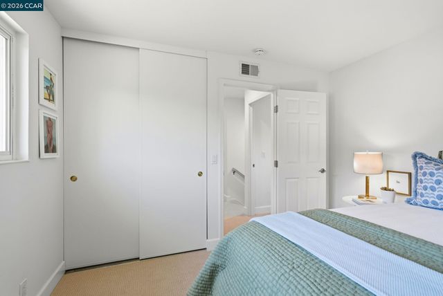 77 Gaywood Pl, Moraga, CA 94556