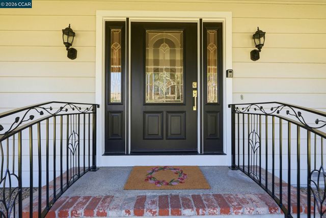 77 Gaywood Pl, Moraga, CA 94556