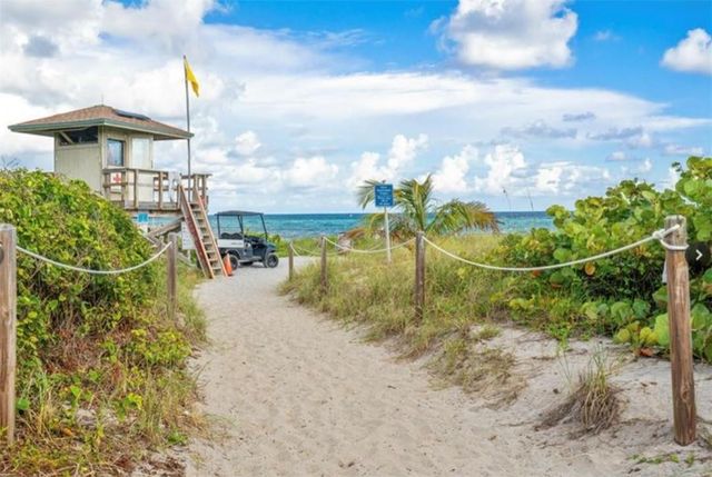 950 Ponce De Leon Road 408, Boca Raton, FL 33432