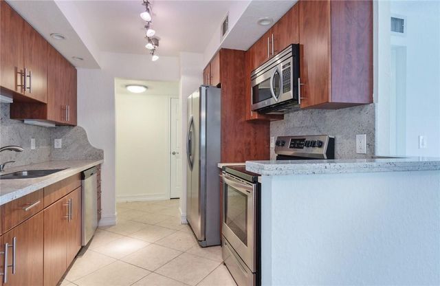 950 Ponce De Leon Road 408, Boca Raton, FL 33432