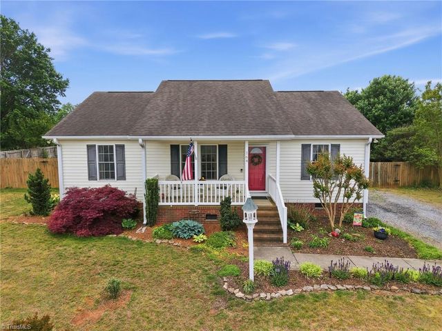 164 Mustang Run, Stokesdale, NC 27357