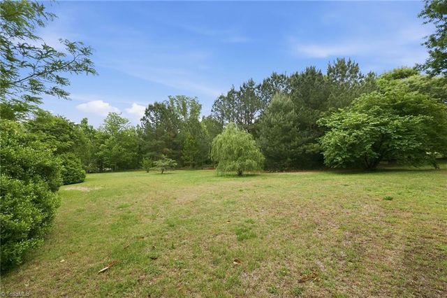 164 Mustang Run, Stokesdale, NC 27357