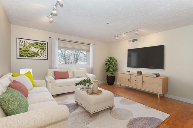 211 West St 11B, Quincy, MA 02169