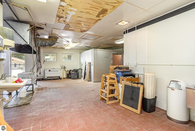 3497 N US-23, Oscoda, MI 48750