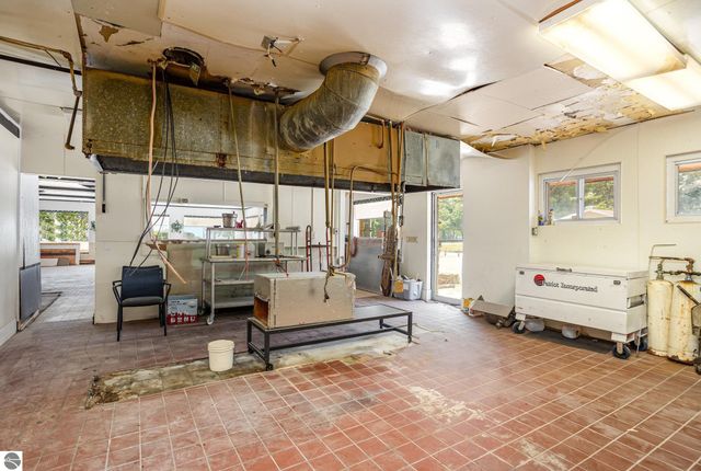 3497 N US-23, Oscoda, MI 48750