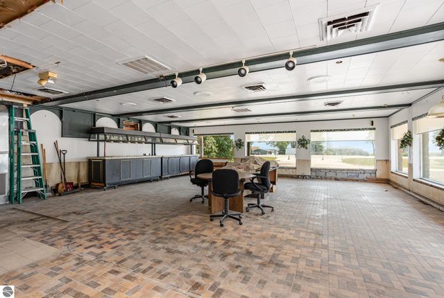 3497 N US-23, Oscoda, MI 48750