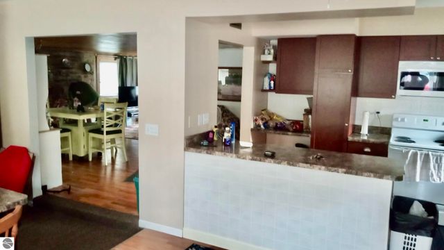 3497 N US-23, Oscoda, MI 48750