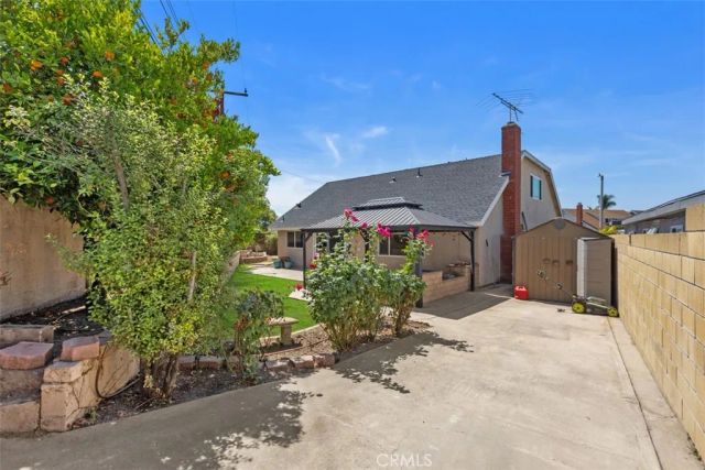16242 Quartz, Westminster, CA 92683