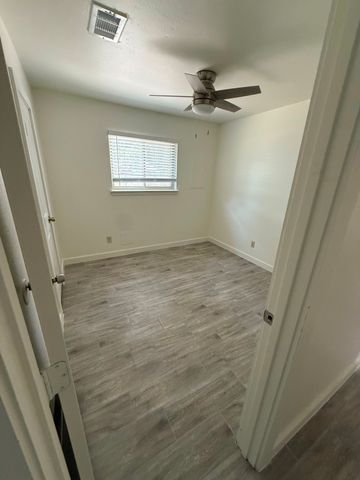 1908 Kerry Drive, Arlington, TX 76013