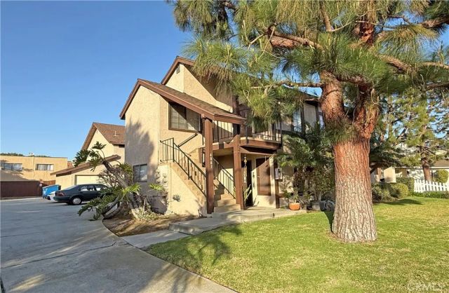 4881 Vista Drive, Huntington Beach, CA 92649