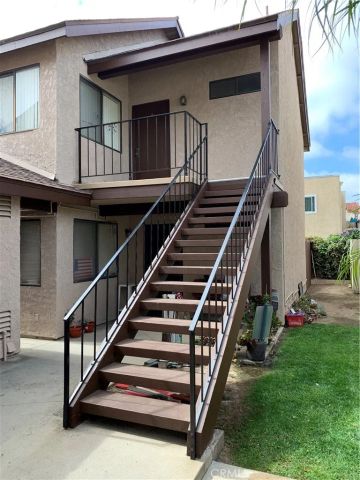 4881 Vista Drive, Huntington Beach, CA 92649