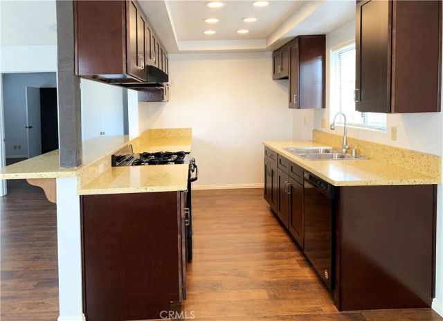 4881 Vista Drive, Huntington Beach, CA 92649