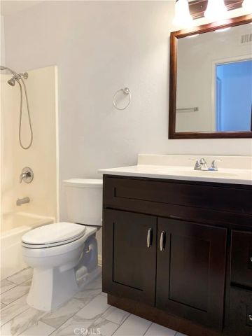 4881 Vista Drive, Huntington Beach, CA 92649