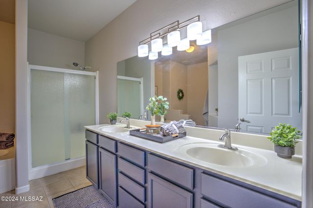 695 W Vistoso Highlands Dr Apt 108, Oro Valley, AZ 85755