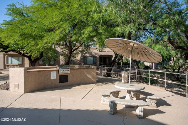 695 W Vistoso Highlands Dr Apt 108, Oro Valley, AZ 85755