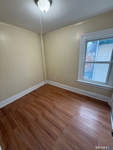 22 Stevens Street, New Haven, CT 06519