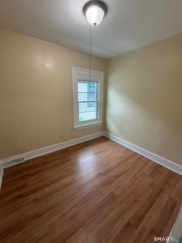 22 Stevens Street, New Haven, CT 06519