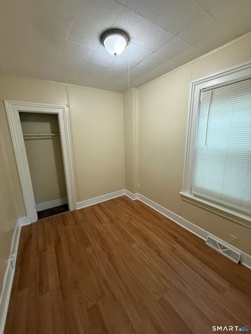 22 Stevens Street, New Haven, CT 06519