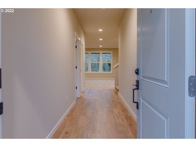 3205 S Magnolia Dr Lot 738, Cornelius, OR 97113