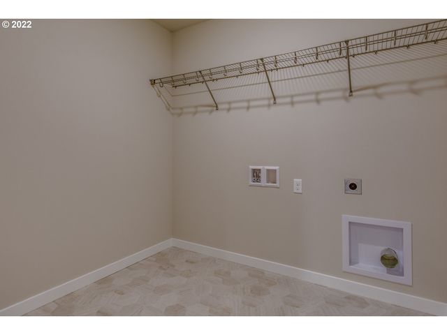 3205 S Magnolia Dr Lot 738, Cornelius, OR 97113