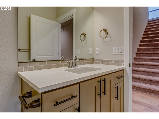 3205 S Magnolia Dr Lot 738, Cornelius, OR 97113