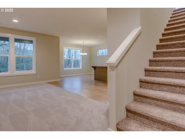 3205 S Magnolia Dr Lot 738, Cornelius, OR 97113