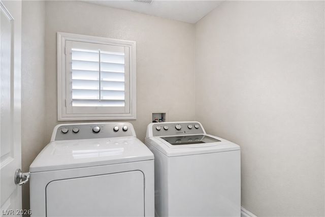 9680 Waukegan Avenue, Las Vegas, NV 89148