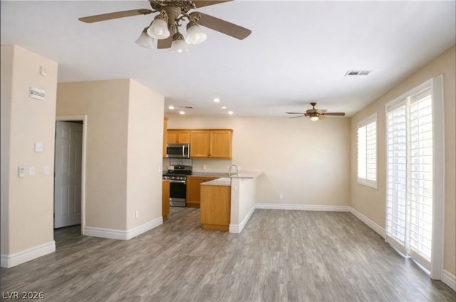 9680 Waukegan Avenue, Las Vegas, NV 89148