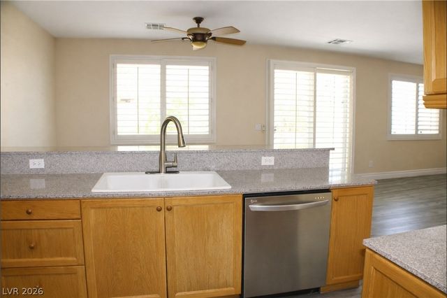 9680 Waukegan Avenue, Las Vegas, NV 89148