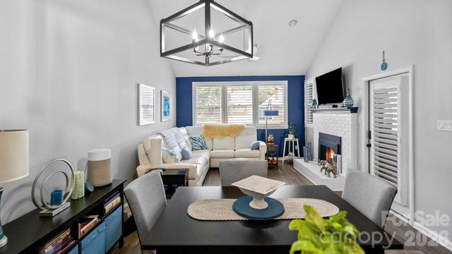 19940 Oak Leaf Circle, Cornelius, NC 28031