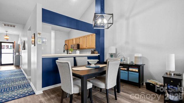 19940 Oak Leaf Circle, Cornelius, NC 28031