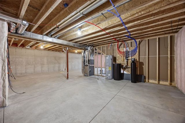 4422 Calder Drive, Marion, IA 52302