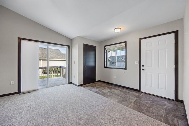 4422 Calder Drive, Marion, IA 52302