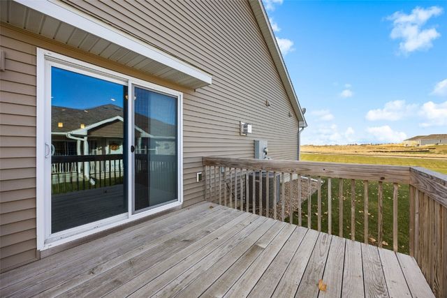 4422 Calder Drive, Marion, IA 52302