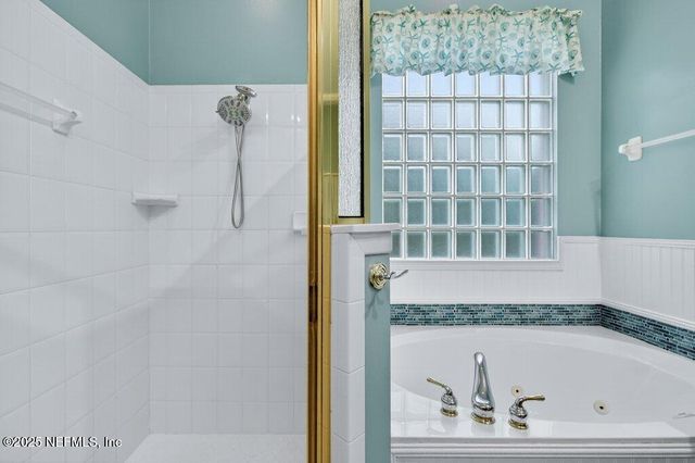 644 SAND ISLES Circle, Ponte Vedra Beach, FL 32082